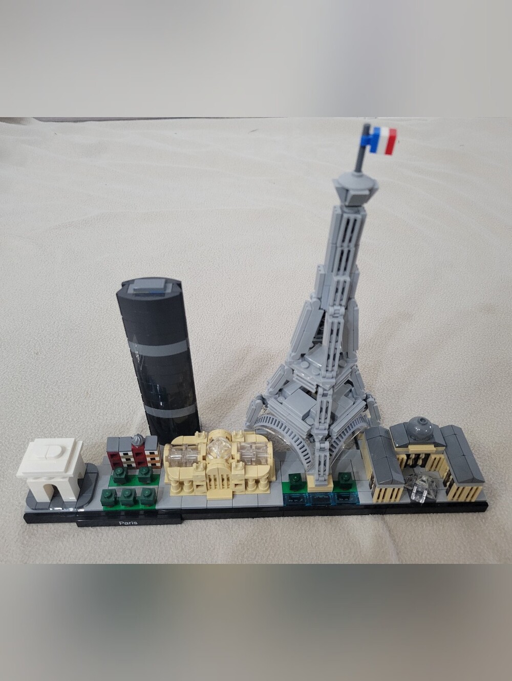 LEGO Architecture Paris Skyline Set - 21044